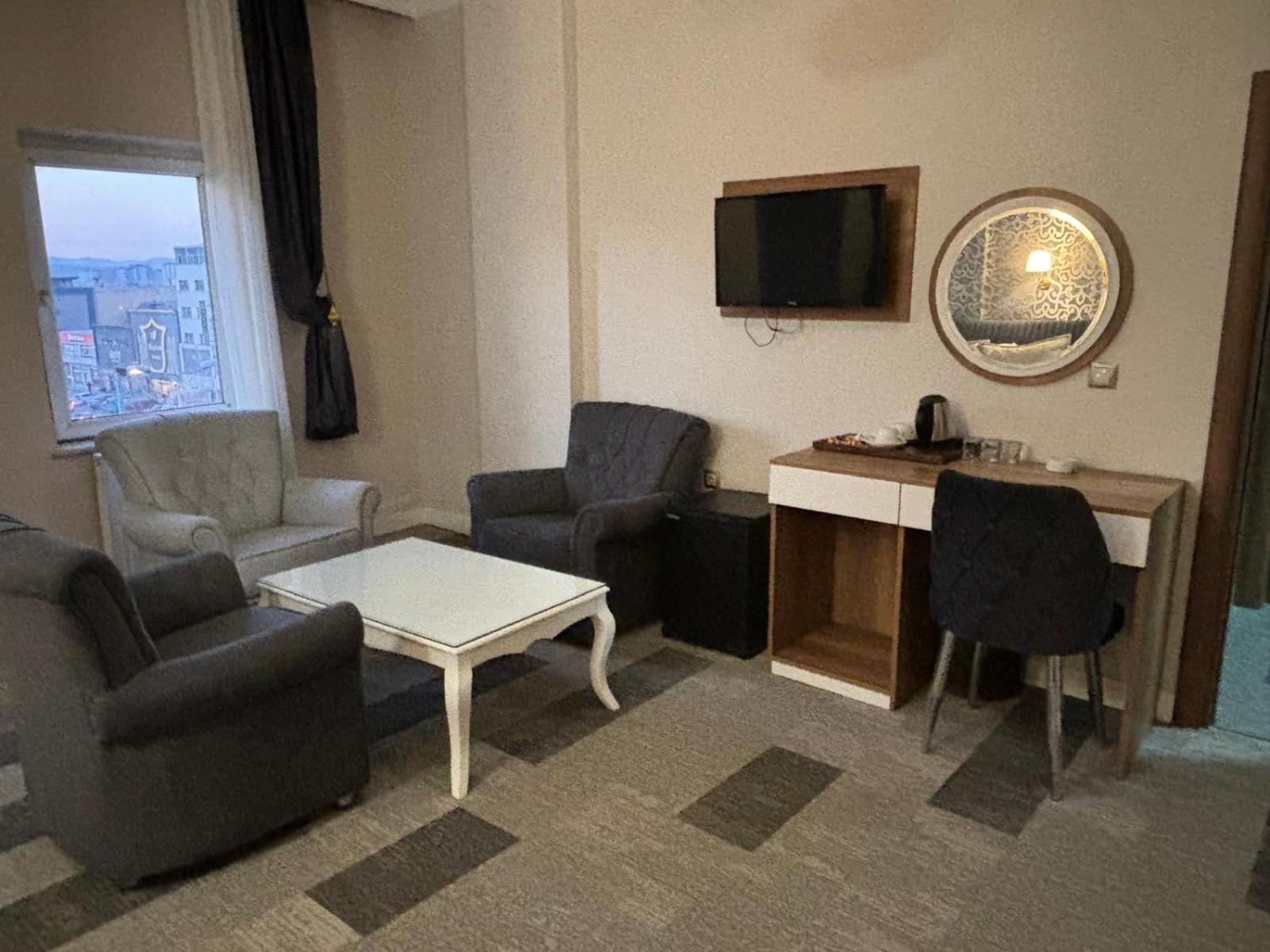 Park Hotel Balqash Zewnętrze zdjęcie
